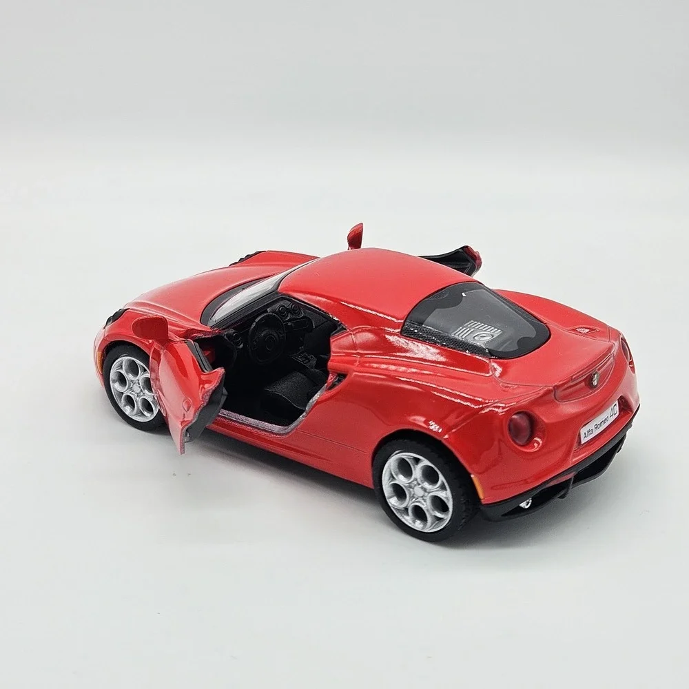 Kinsmart Alfa Romeo 4C 1/32 Scale Red Diecast Model Toy Car Open Doors Pull Back